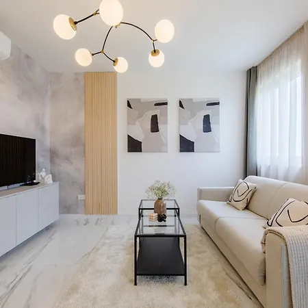 Apartment Cosmopolitan **** Split Exterior photo
