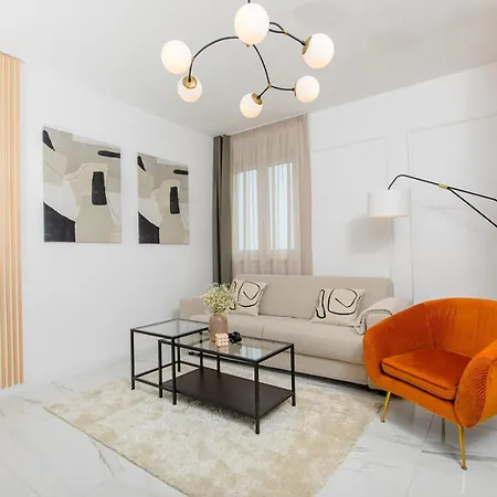 Apartment Cosmopolitan **** Split Exterior photo